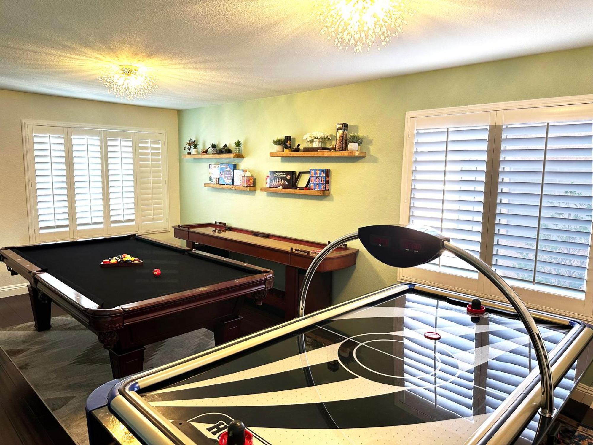 Buddha Gem, Central 6 Bed Room Luxury Home With Pool Hot Tub Game Room And Much More Las Vegas Exterior foto