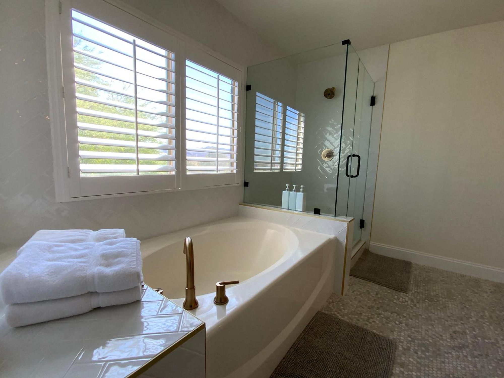Buddha Gem, Central 6 Bed Room Luxury Home With Pool Hot Tub Game Room And Much More Las Vegas Exterior foto
